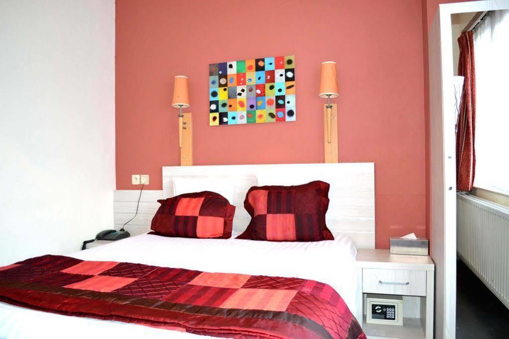 Hotel Auberge Van Strombeek Jette Esterno foto