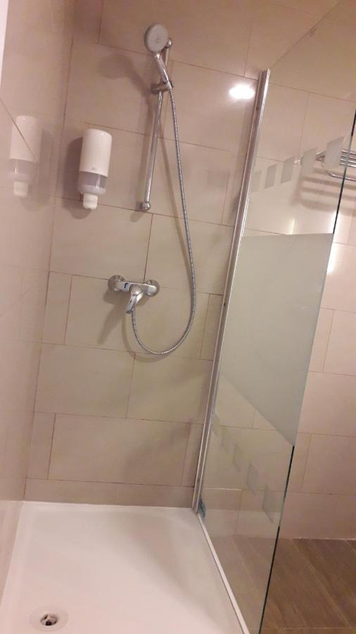 Hotel Auberge Van Strombeek Jette Esterno foto